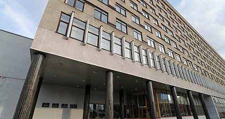 Минздрав: "Перестаньте паниковать и распространять бредовые слухи"