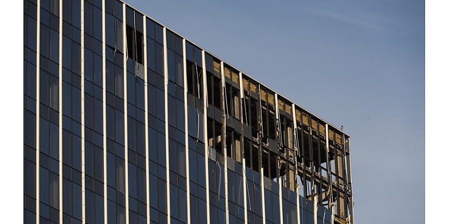 Беспилотник попал в высотный бизнес-центр Москвы, прогремел взрыв