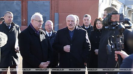 Лукашенко требует по-хозяйски подходить к развитию территории "Мотовело"