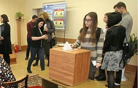 За четыре дня досрочного голосования участие в выборах приняли более 27 процентов избирателей