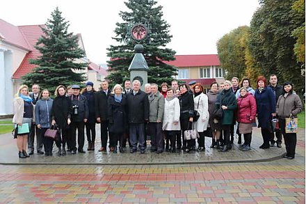 Корреспонденты областных и республиканских СМИ посещают с пресс-туром Новогрудский район (Дополняется)