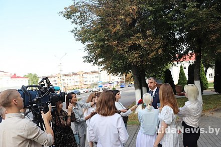 Больш за 300 журналістаў і блогераў будуць асвятляць Дзень беларускага пісьменства ў Лідзе