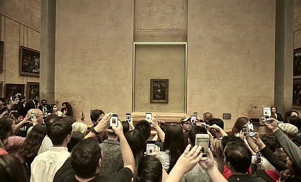 Самая знаменитая женщина в мире. Почему "Мона Лиза" вызывает у людей агрессию?