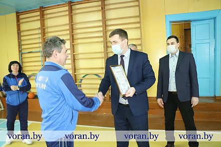 За плодотворный труд 