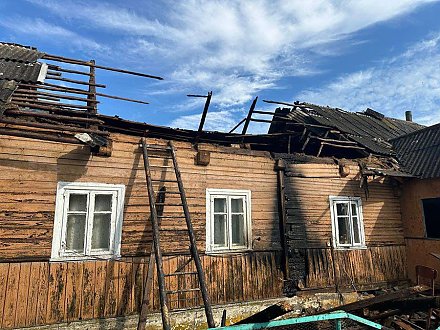 В д. Складанцы в Вороновском районе горел жилой дом