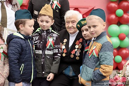 Как Минтруда привлекает молодежь к помощи ветеранам