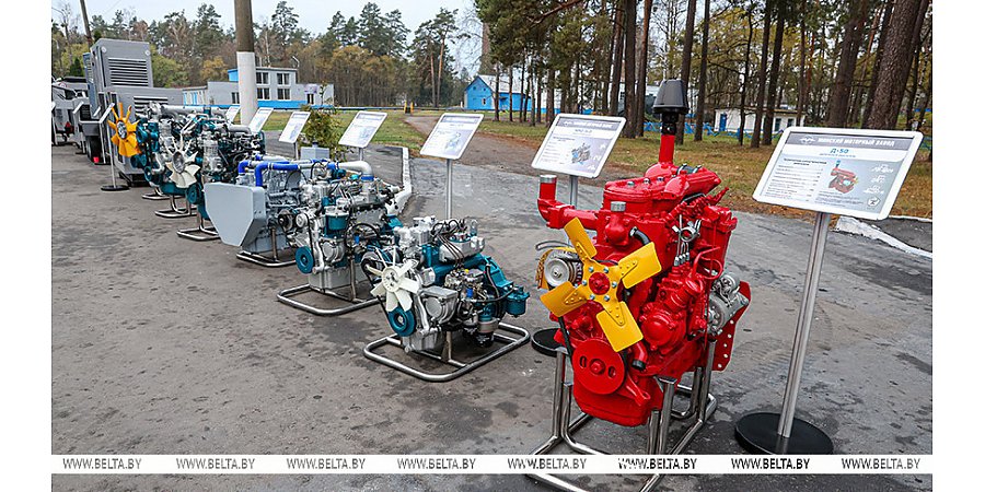 Александр Лукашенко продолжает работу в Полесском регионе, глава государства посетит Житковичи 