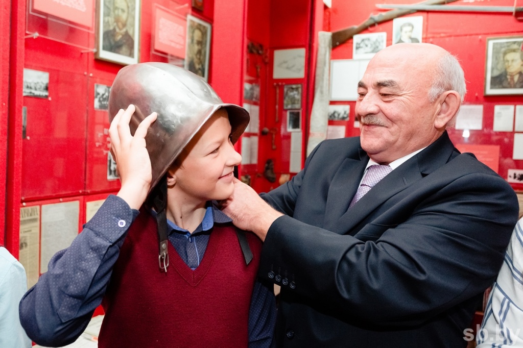 c3c076e16c9b24881a6ad3f23e9da70c.jpg c3c076e16c9b24881a6ad3f23e9da70c.jpg