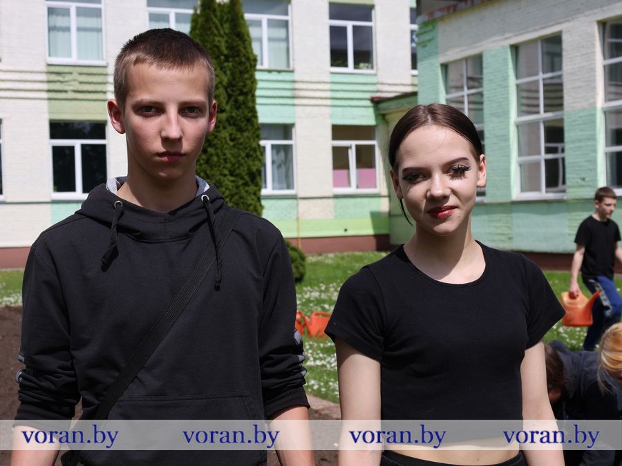 Кулевич брат и сестра.JPG