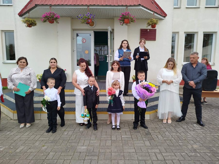 Клайши БШ первоклассники.jpg Клайши БШ первоклассники.jpg