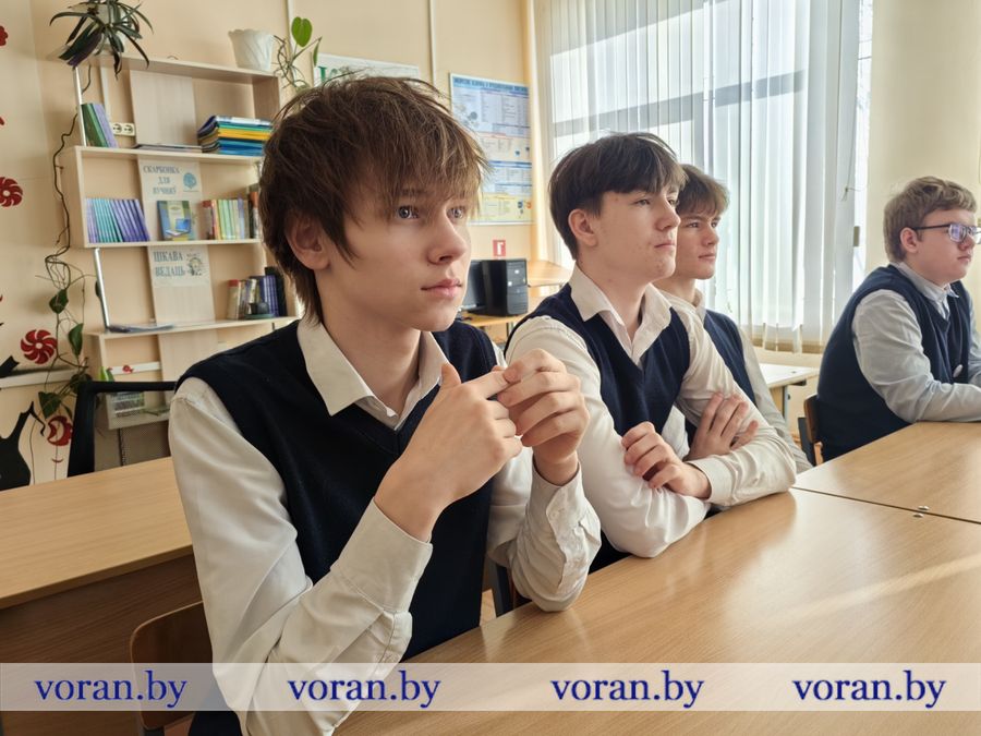 1.jpg 1.jpg