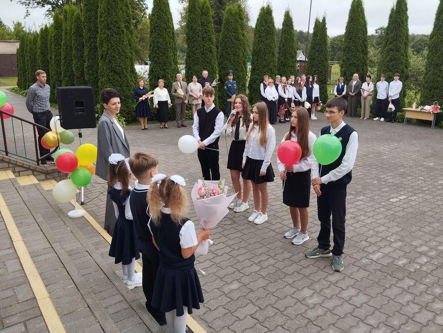 1. Жирмунская СШ.jpg 1. Жирмунская СШ.jpg