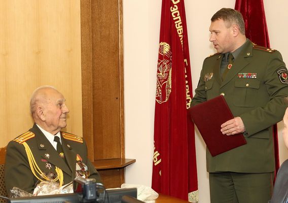 1c96ae5f4c0dd60a843efb976cd3eafc