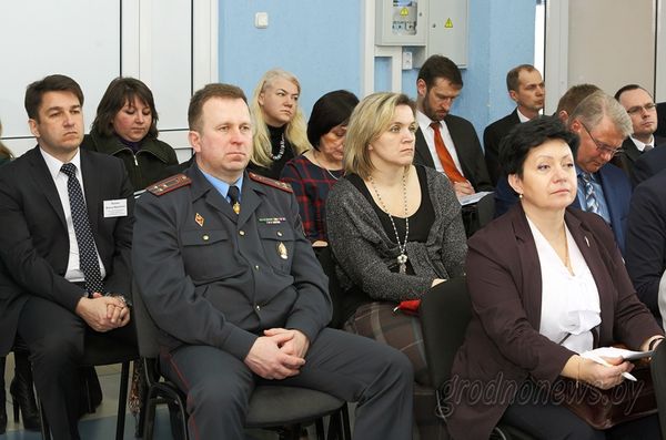 ca8d85f94a09b3740c6f891034f143ff