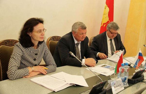 3f94a3bf6cf787aedeb4d339853ca5ed