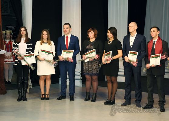 977cc018cd14f0bdae7ba12670cf9b38