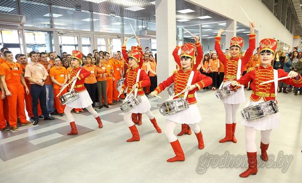 f4f46f2c06bf3ae7fe9bd4081fc44be2