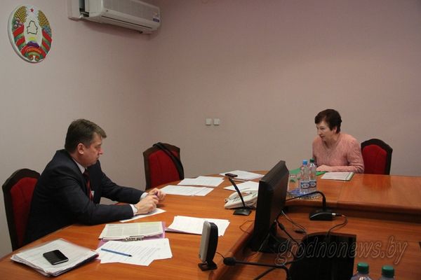 7a8442bd7d8249e2d106fd0bffab7cf7