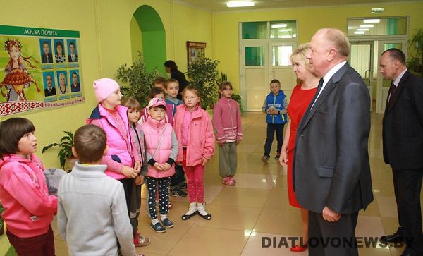 5fd9888fda403710c7c8bb11ede01f0d