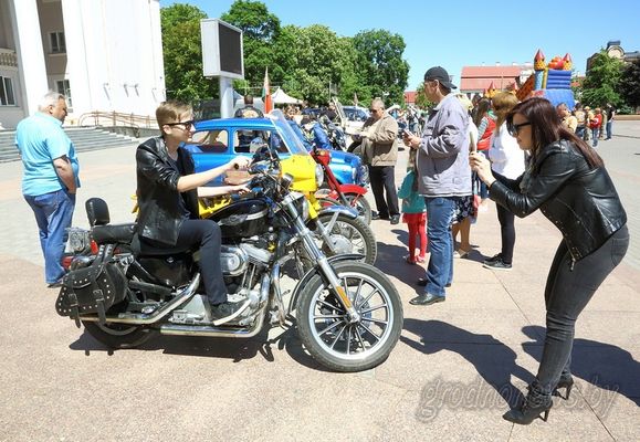 9e61e1a75a6cd00dd239a5827c1a8aa2