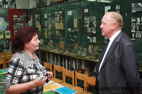 e83adb2778f75e4f652cb4c9ed1e63b0