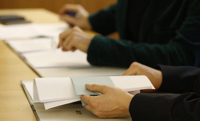 27d196b984cc7315e7e9ecfe8d9d701d