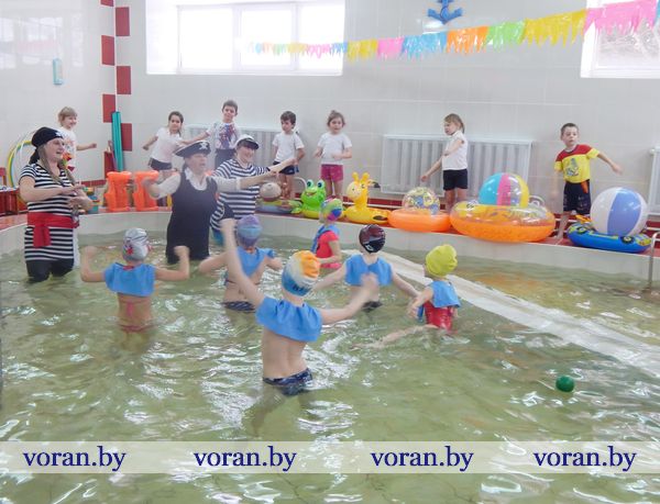 веселый танец с пиратами