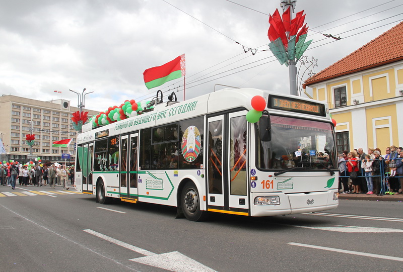 e15bec1e8638c0138ec33b7b7b98b040