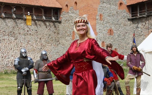 f50e5d5368eeef666605abd2c4292319