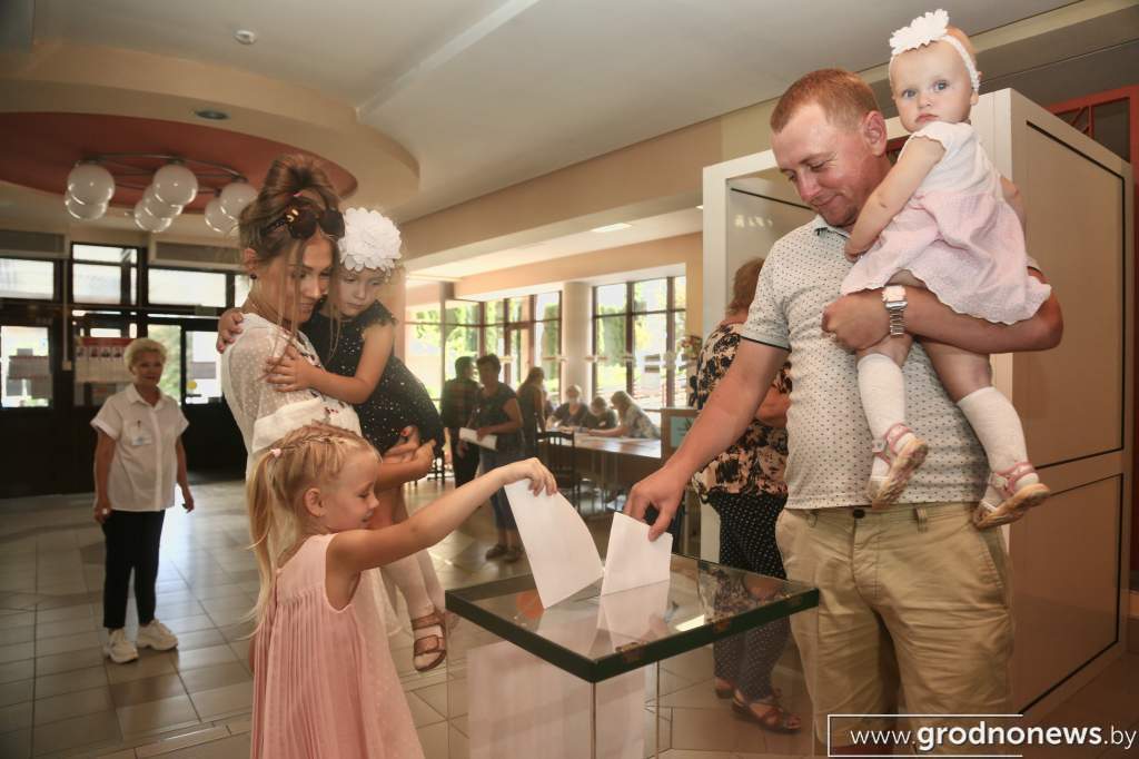 fff26a9d7224ef60818e2c2cec7dd813